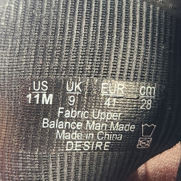 BZEES Women's Desire Sandal Size 11 Black Slide Cross Strap Wedge Comfort Shoe - Picture 6 of 12